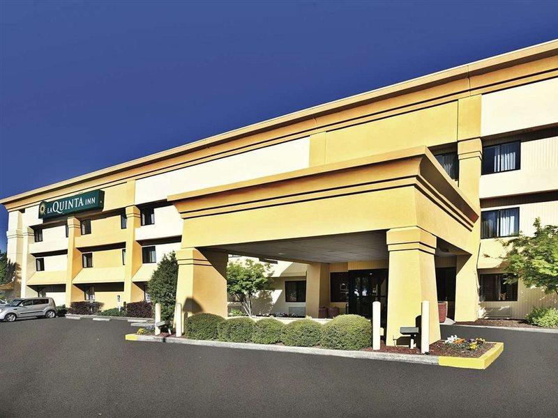La Quinta Inn Birmingham - Inverness Exterior photo